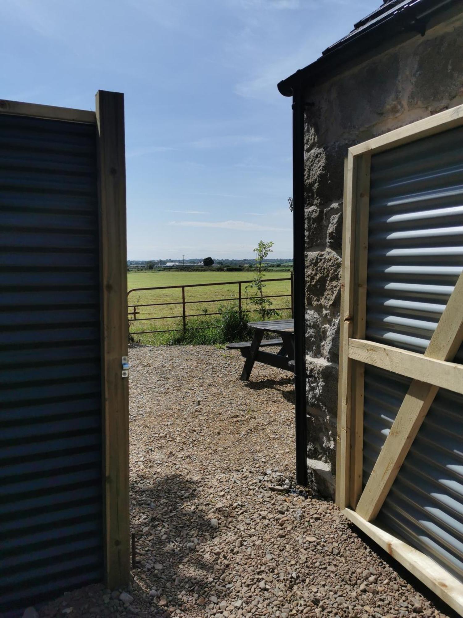Cosy Couples Retreat At The Coop With Hot Tub Villa Kilkeel Eksteriør billede